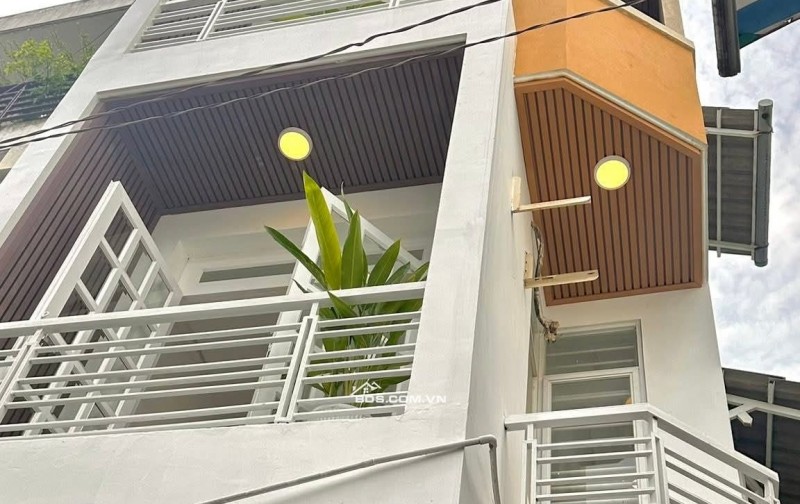 Bán nhà HXH Ngay khu Chợ Vải Phú Thọ Hòa, Tân Phú. 61m2, 4 Tầng, 4PN. Chỉ 7.3 Tỷ còn TL .